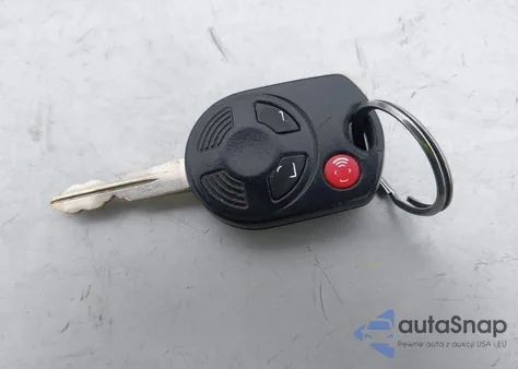 2008 Ford Taurus X Limited z USA, uszkodzony, nr VIN 1FMDK03WX8GA24428